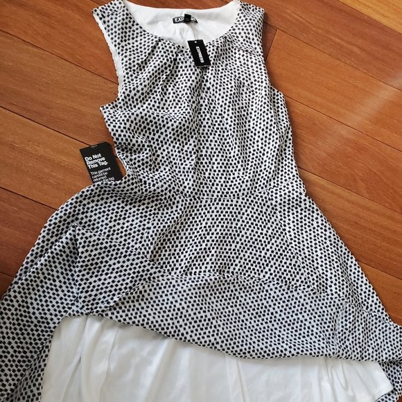 NWT Dress - Picture 4 of 5
